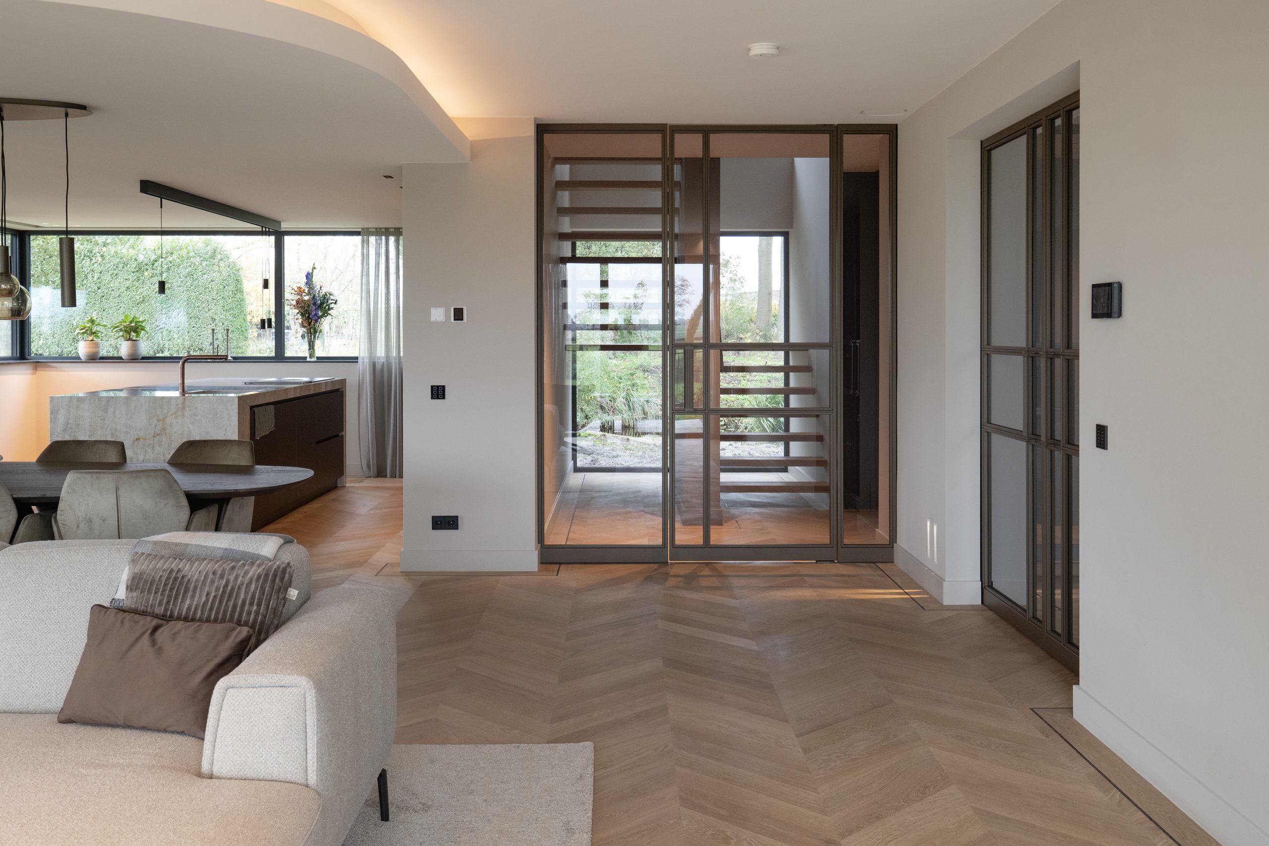 2-Dark faded bronze -schuifdeur-taatsdeur-trapleuning-kinderhekje-Krijgsman