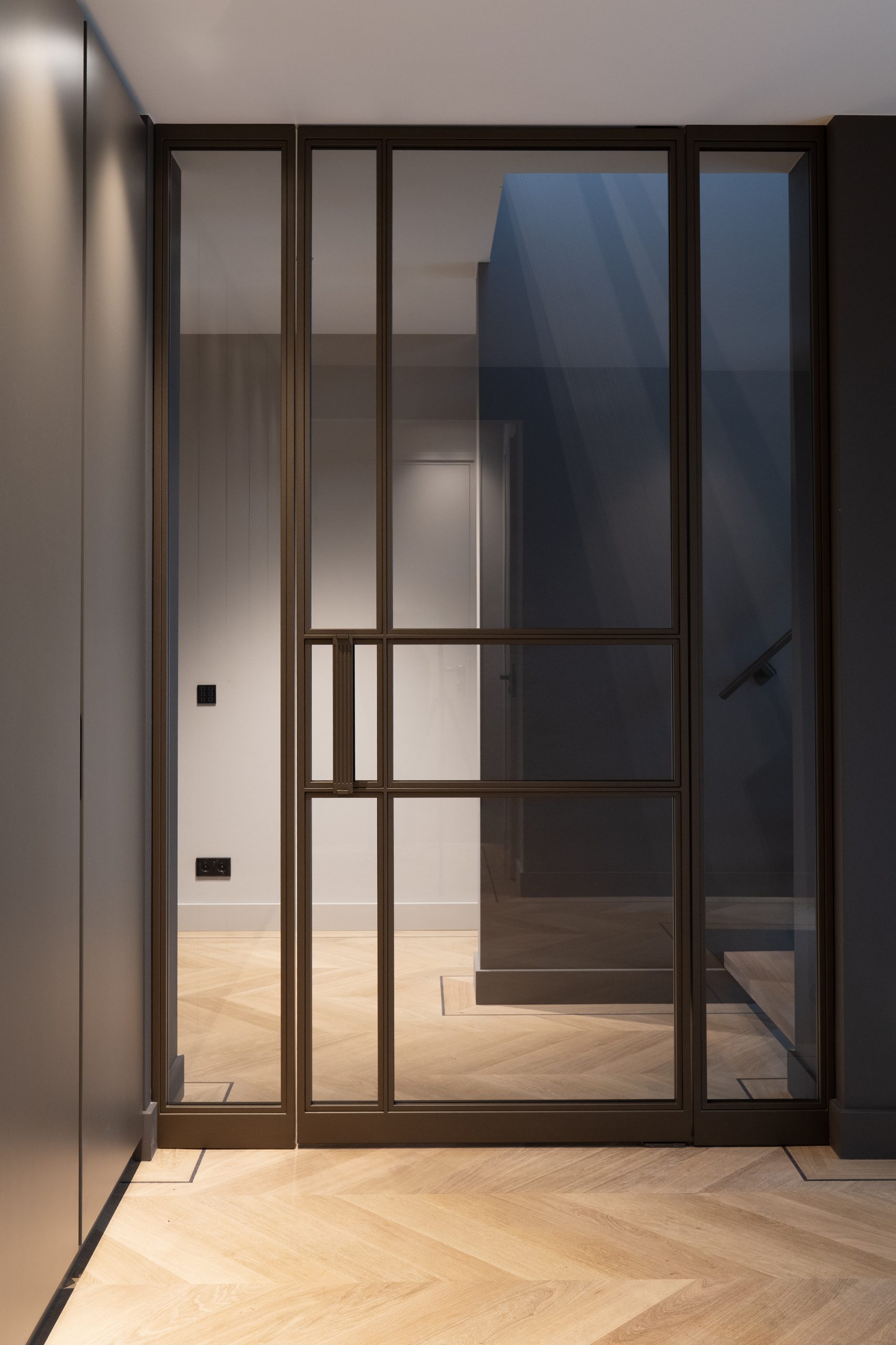 5-Dark faded bronze -schuifdeur-taatsdeur-trapleuning-kinderhekje-Krijgsman